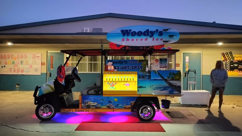 Woody's Shaved Ice